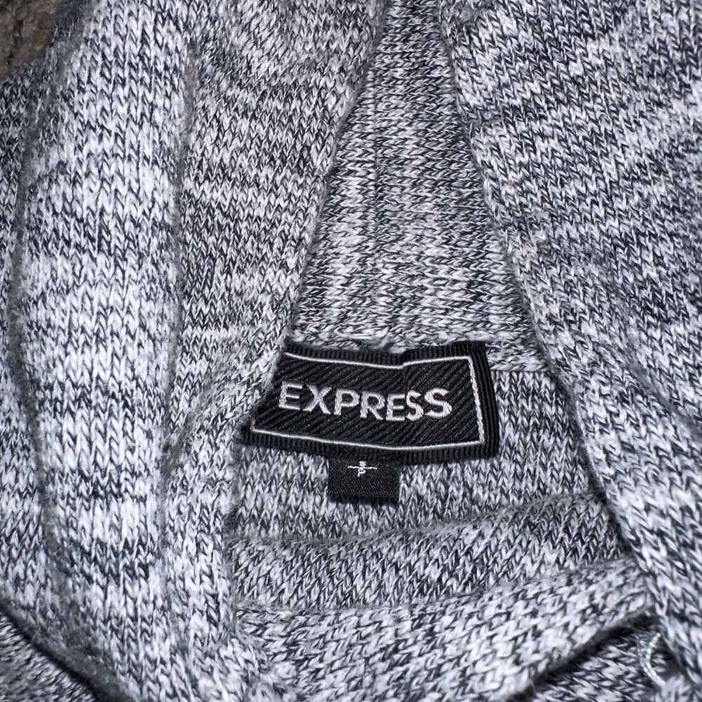 Turtle neck - Picture 2 of 3
